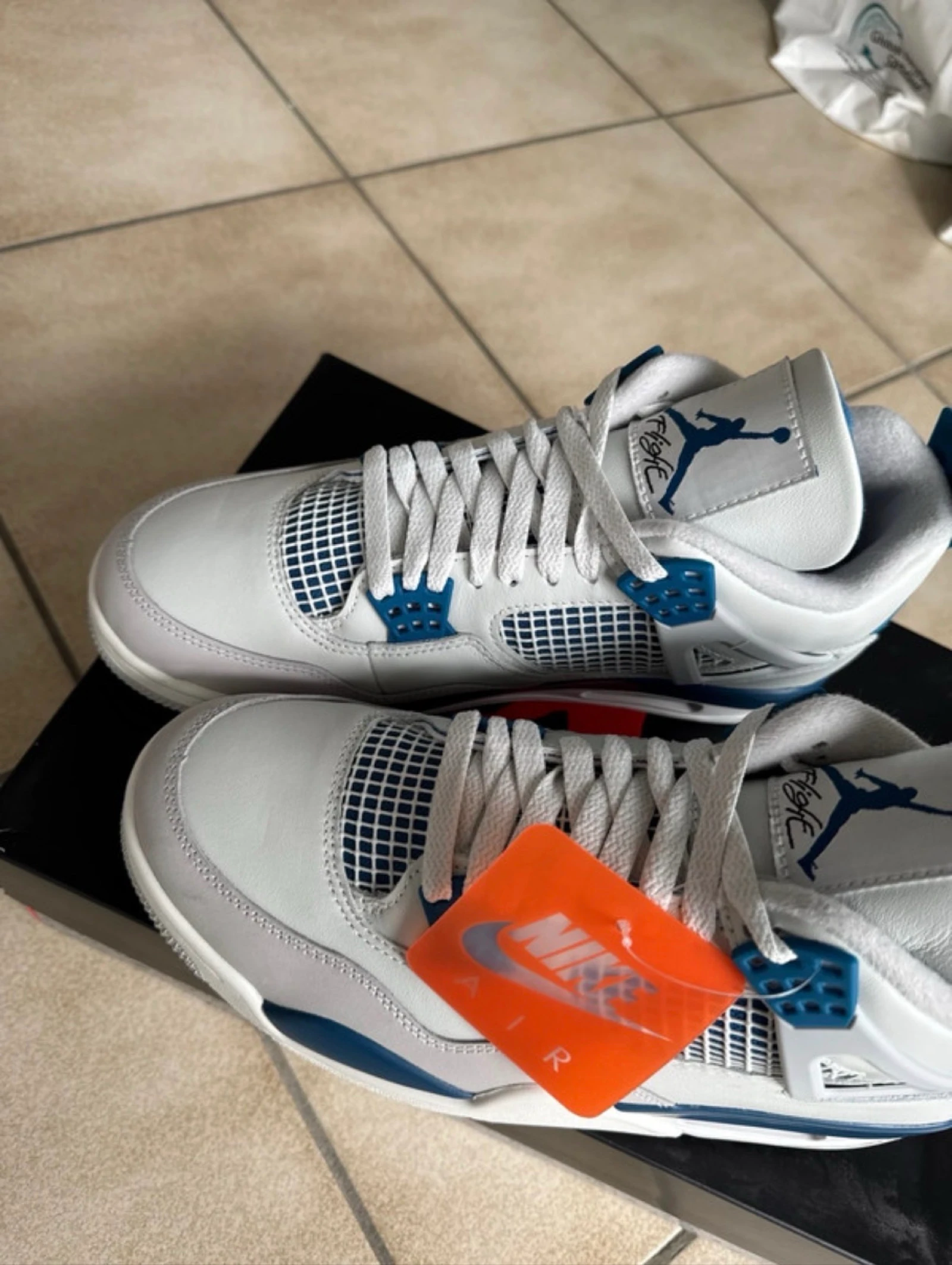 Air Jordan 4 rétro – photo 2